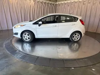 Ford Fiesta 2016 SE 4dr Hatchback