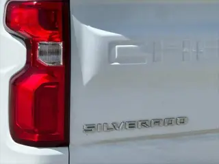 Chevrolet Silverado 1500 2023 4x4 LT Trail Boss 4dr Crew Cab 5.8 ft. SB