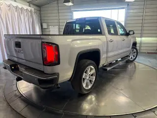 GMC Sierra 1500 2016 4x4 SLT 4dr Crew Cab 5.8 ft. SB