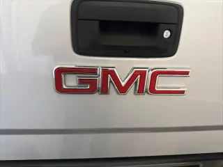 GMC Sierra 1500 2016 4x4 SLT 4dr Crew Cab 5.8 ft. SB