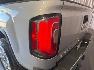 GMC Sierra 1500 2016 4x4 SLT 4dr Crew Cab 5.8 ft. SB