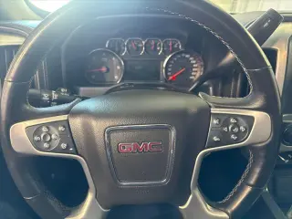 GMC Sierra 1500 2016 4x4 SLT 4dr Crew Cab 5.8 ft. SB