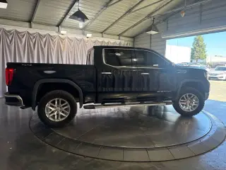GMC Sierra 1500 2020 4x4 SLT 4dr Crew Cab 5.8 ft. SB