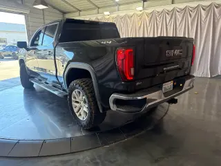 GMC Sierra 1500 2020 4x4 SLT 4dr Crew Cab 5.8 ft. SB