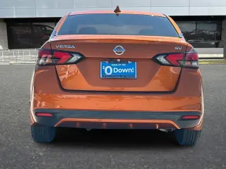 Nissan Versa 2021 SV 4dr Sedan