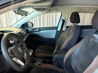 Volkswagen Taos 2023 AWD SE 4Motion 4dr SUV