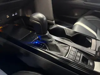 Toyota Camry 2025 SE 4dr Sedan