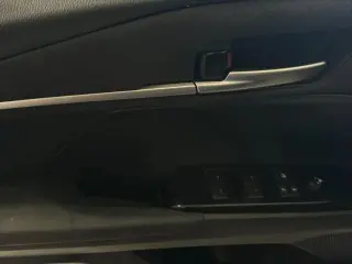 Toyota Camry 2025 LE 4dr Sedan