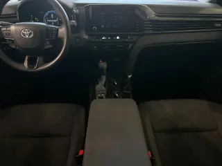Toyota Camry 2025 LE 4dr Sedan