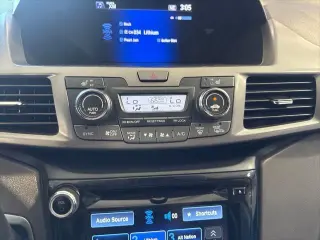 Honda Odyssey 2016 EX-L 4dr Mini-Van