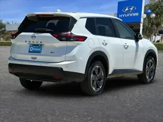 Nissan Rogue 2024 SV 4dr Crossover