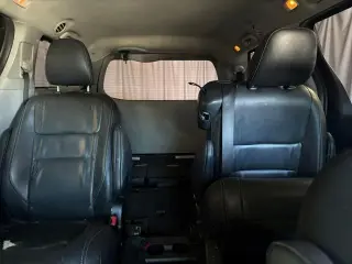 Toyota Sienna 2015 SE 8-Passenger 4dr Mini-Van