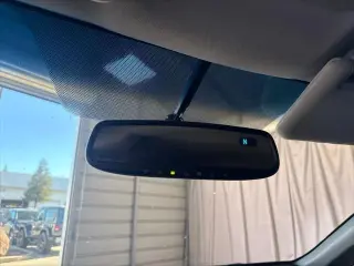 Toyota Sienna 2015 SE 8-Passenger 4dr Mini-Van