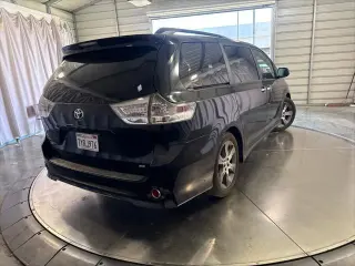 Toyota Sienna 2015 SE 8-Passenger 4dr Mini-Van