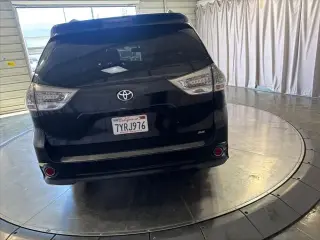 Toyota Sienna 2015 SE 8-Passenger 4dr Mini-Van