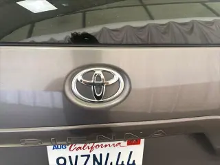 Toyota Sienna 2015 SE 8-Passenger 4dr Mini-Van