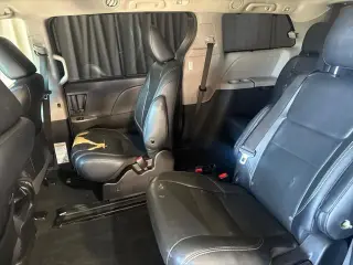 Toyota Sienna 2015 SE 8-Passenger 4dr Mini-Van
