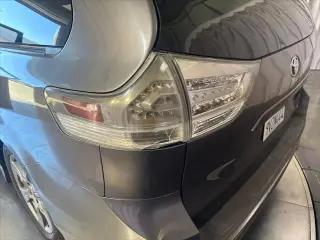Toyota Sienna 2015 SE 8-Passenger 4dr Mini-Van