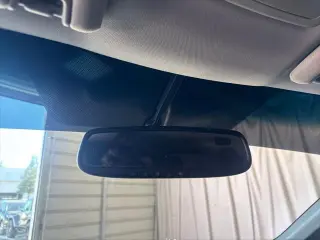 Toyota Sienna 2015 SE 8-Passenger 4dr Mini-Van