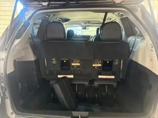 Toyota Sienna 2015 SE 8-Passenger 4dr Mini-Van