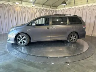 Toyota Sienna 2016 SE 8-Passenger 4dr Mini-Van
