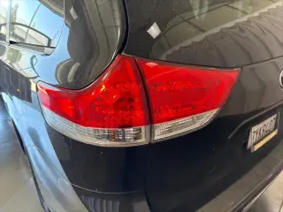 Toyota Sienna 2014 XLE 7-Passenger Auto Access Seat 4dr Mini-Van