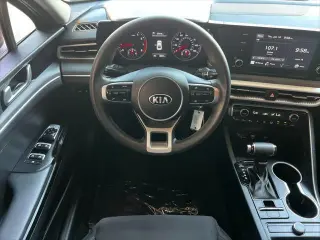 Kia K5 2021 LX 4dr Sedan