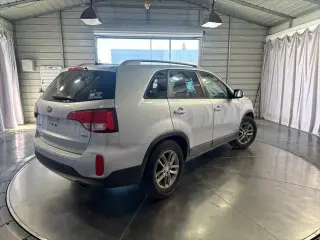 Kia Sorento 2015 AWD LX 4dr SUV
