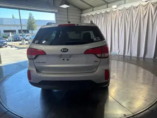 Kia Sorento 2015 AWD LX 4dr SUV