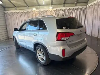 Kia Sorento 2015 AWD LX 4dr SUV