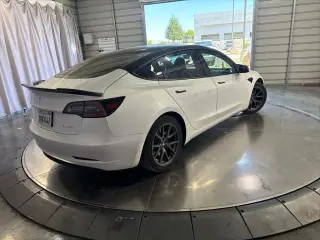 Tesla Model 3 2021 AWD Long Range 4dr Sedan