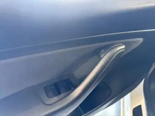 Tesla Model 3 2021 AWD Long Range 4dr Sedan