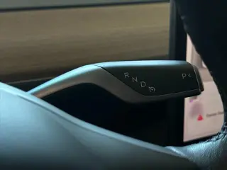 Tesla Model Y 2023 AWD Performance 4dr Crossover
