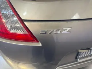 Nissan 370Z 2009 Touring 2dr Coupe 6M
