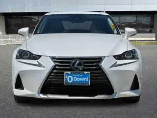 Lexus IS 300 2019 4dr Sedan