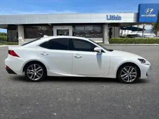 Lexus IS 300 2019 4dr Sedan
