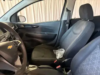 Chevrolet Spark 2019 1LT CVT 4dr Hatchback