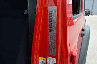 Jeep Wrangler Unlimited 2018 4x4 Sport 4dr SUV (midyear release)