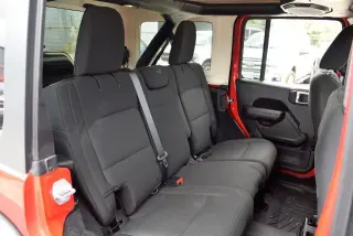 Jeep Wrangler Unlimited 2018 4x4 Sport 4dr SUV (midyear release)
