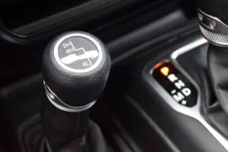 Jeep Wrangler Unlimited 2018 4x4 Sport 4dr SUV (midyear release)