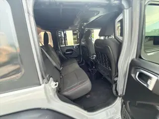 Jeep Wrangler Unlimited 2018 4x4 Rubicon 4dr SUV (midyear release)