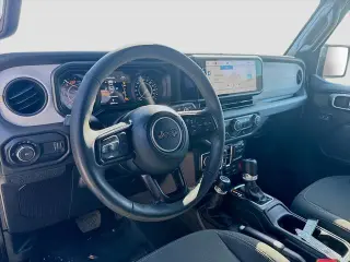 Jeep Wrangler 2025 4x4 Willys 4dr SUV