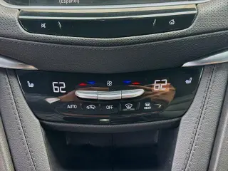 Cadillac XT5 2024 Luxury 4dr SUV