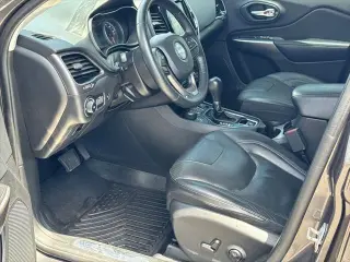 Jeep Cherokee 2019 4x4 Limited 4dr SUV