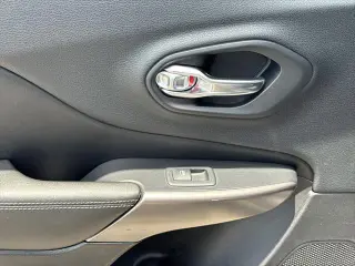 Jeep Cherokee 2019 4x4 Limited 4dr SUV