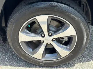 Jeep Cherokee 2019 4x4 Limited 4dr SUV