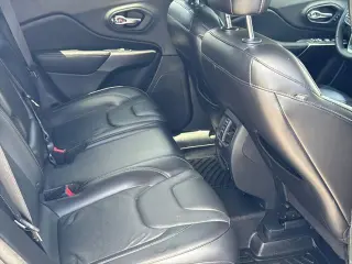 Jeep Cherokee 2019 4x4 Limited 4dr SUV