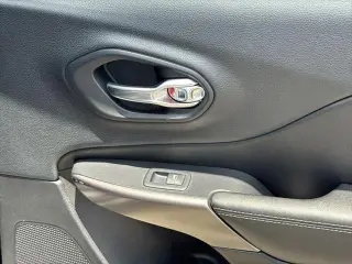Jeep Cherokee 2019 4x4 Limited 4dr SUV