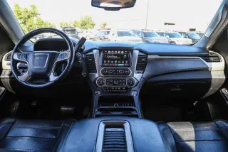 GMC Yukon XL 2017 4x4 Denali 4dr SUV