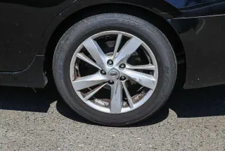 Nissan Altima 2015 2.5 SV 4dr Sedan